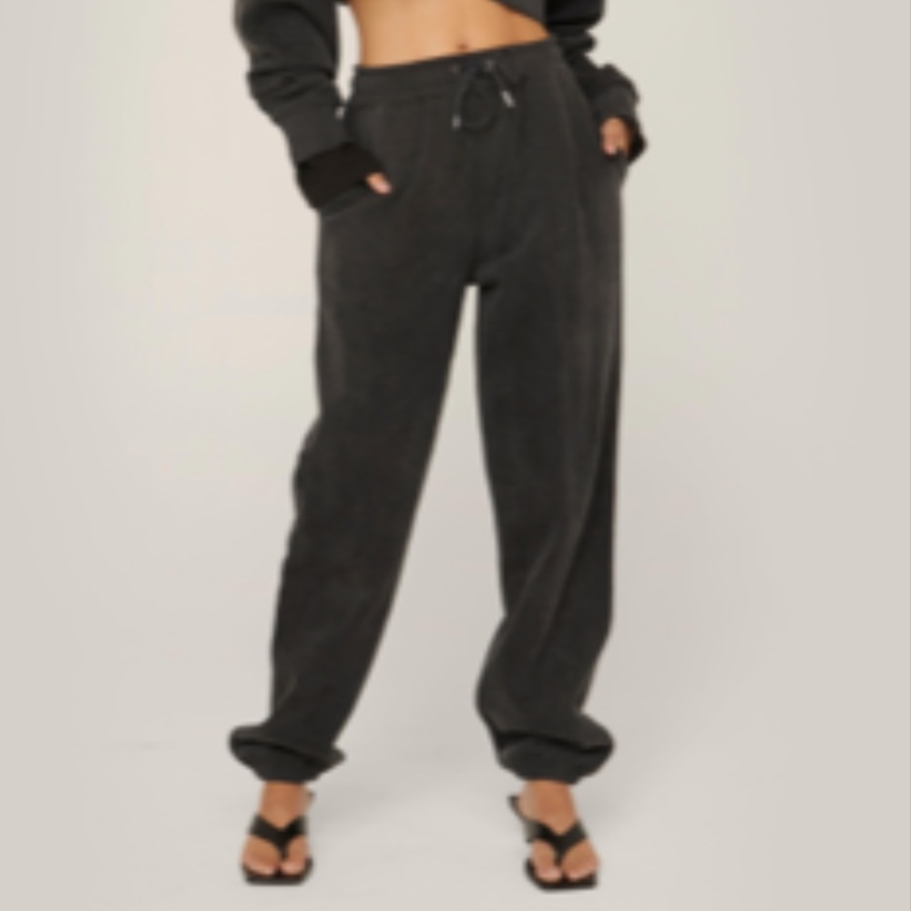 US Size 0 Black Acid Wash Sweatpants